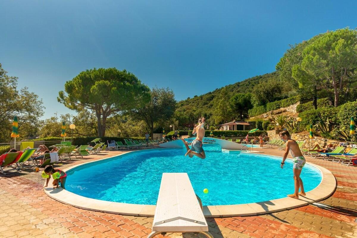 Villino Garden & Pool Hotel Marina dʼMarina dʼAndora Exterior foto