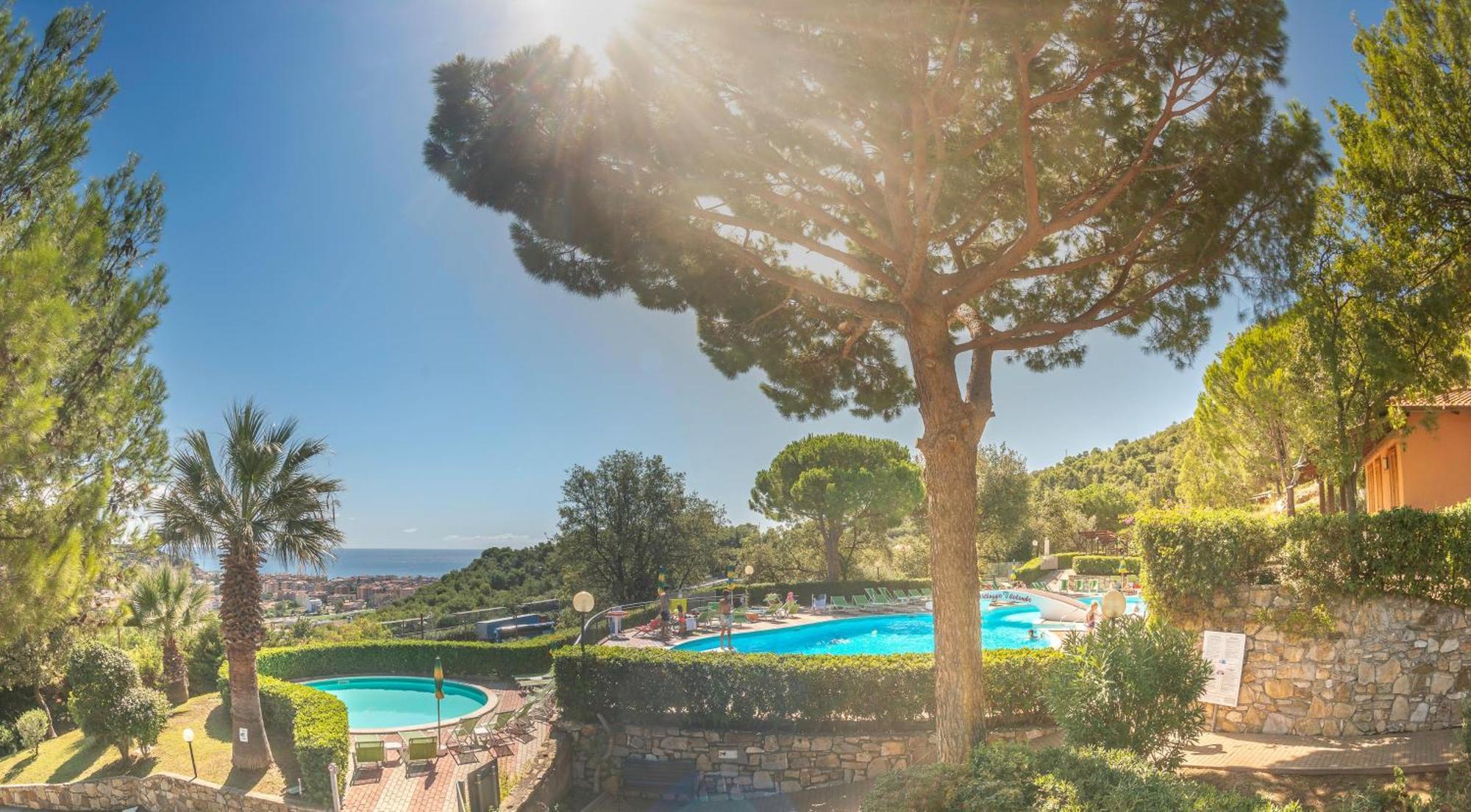 Villino Garden & Pool Hotel Marina dʼMarina dʼAndora Exterior foto